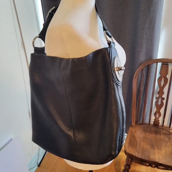 COACH BLACK LEATHER shoulder bag. Excellent condition. - Picture 2 of 11